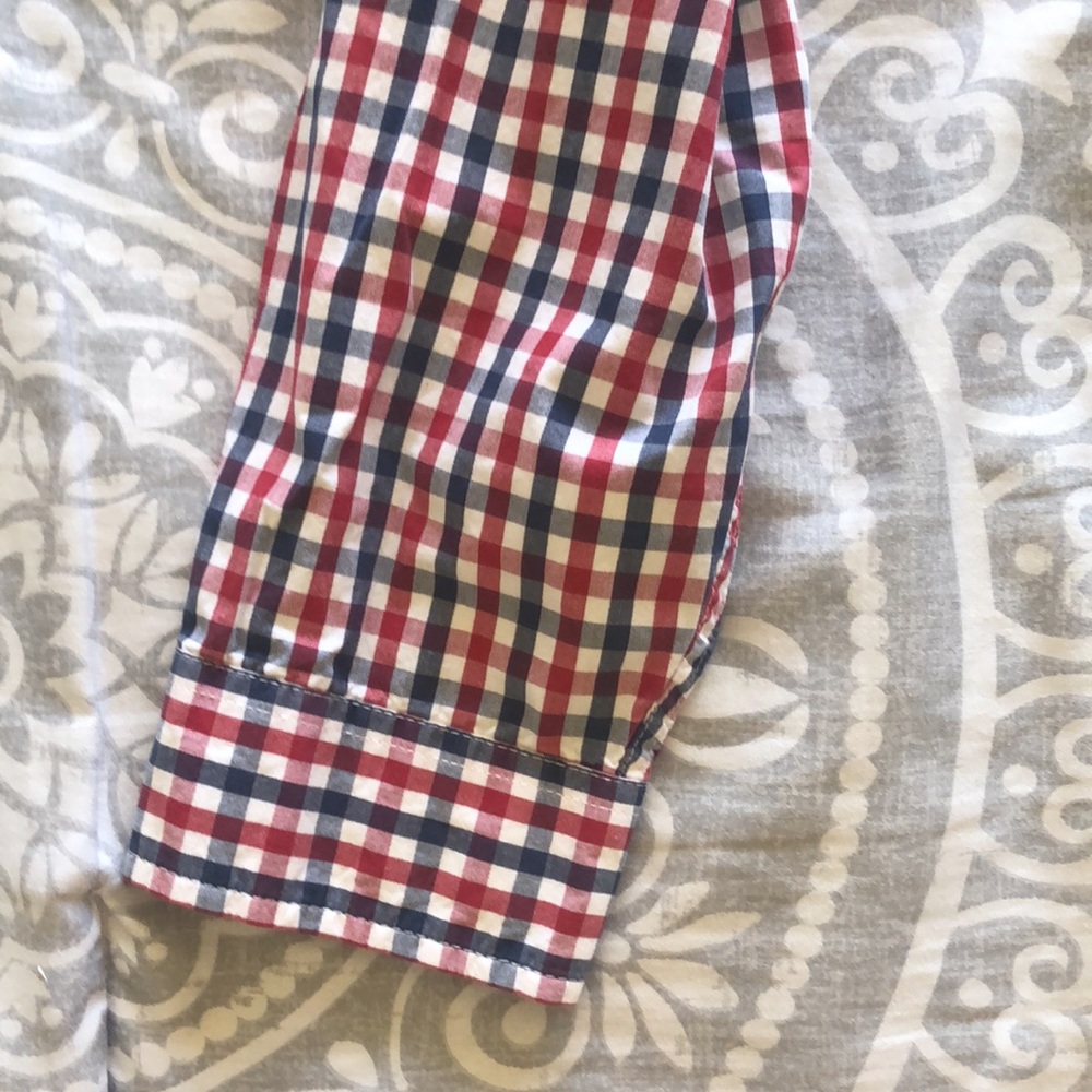 Men’s button up - Picture 2 of 4